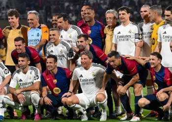 Pelatih Timnas Indonesia Patrick Kluivert Bakal Bermain dalam Duel El Clasico Legends di Jakarta? Ini Jawaban Promotor