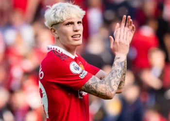 Erik ten Hag Beri Peringatan kepada Alejandro Garnacho yang Sedang Didekati Chelsea